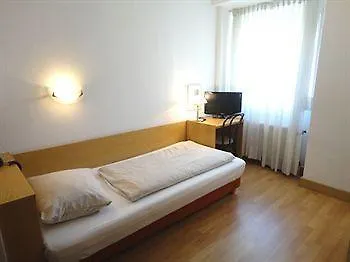Hotel Moon Düsseldorf 2*,  Germania