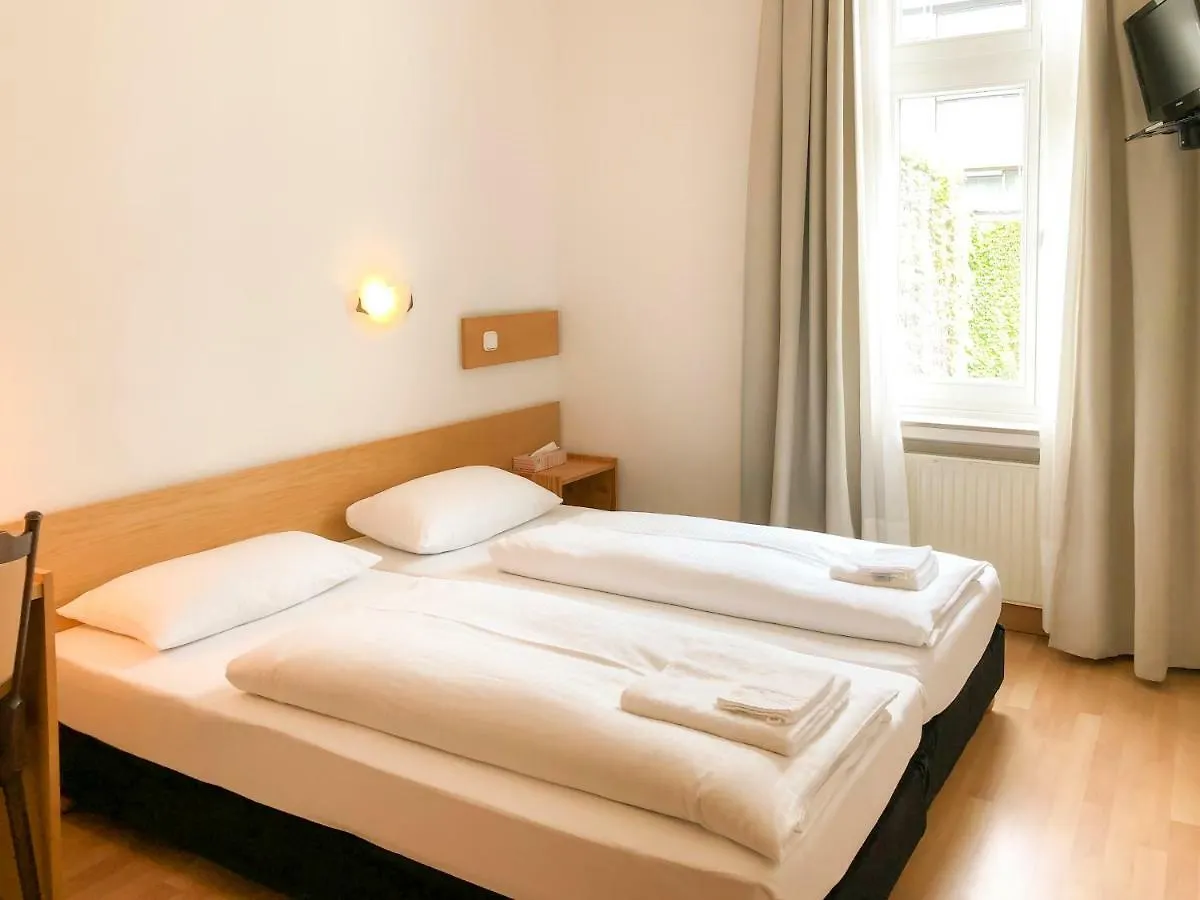 Hotel Moon Düsseldorf